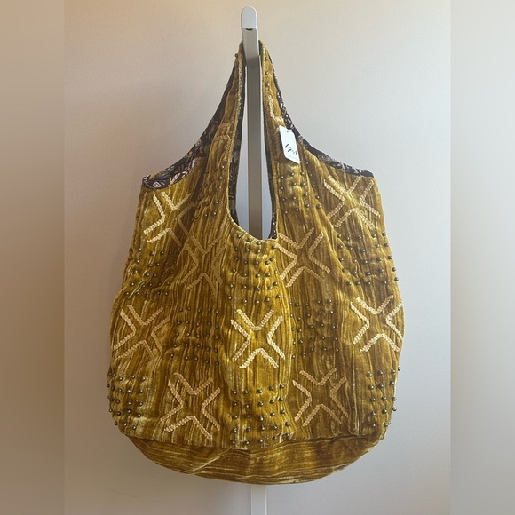 NWT Free People Vienna Velvet Bag Sun Yellow Embelished - Picture 4 of 8